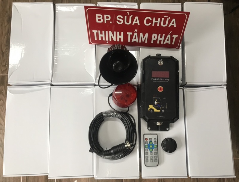 thiết bị an toàn xe nâng