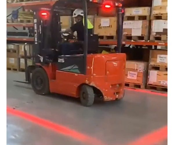 thiết bị cảnh báo xe nâng