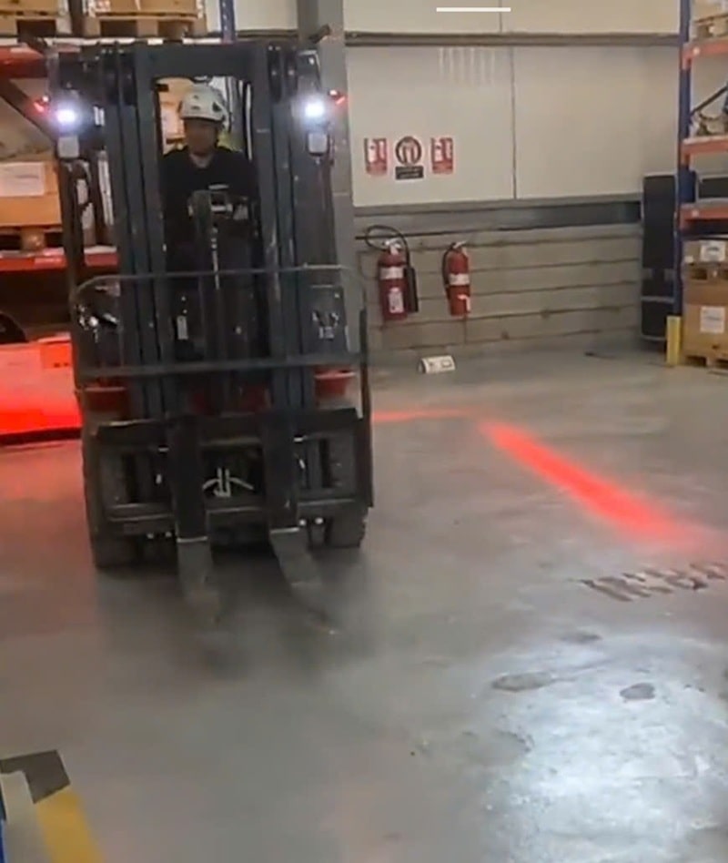 đèn radar cảnh báo va chạm sớm xe nâng