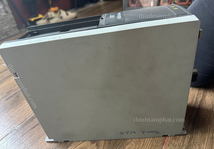 biến tần danfoss báo lỗi w12