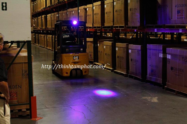 cảnh báo an toàn xe nâng bằng đèn LED