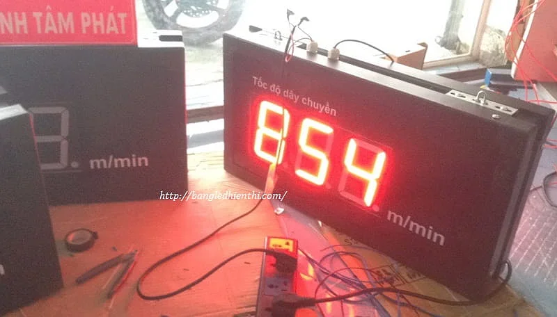 bảng led đo tốc độ m/min